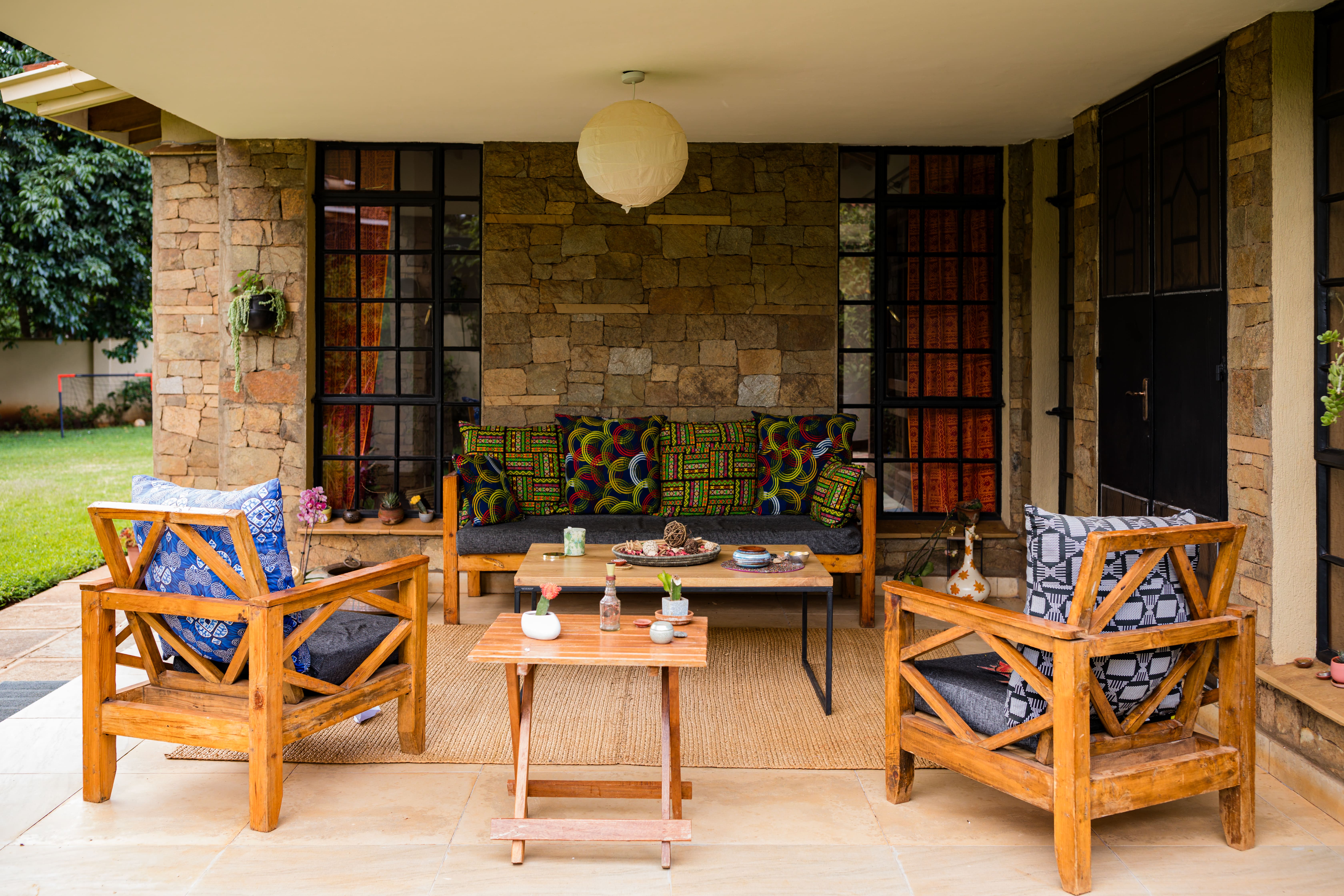 Modern custom kitchen with wooden cabinets and marble countertops showcasing RS WoodsWork craftsmanship